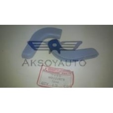 MB222878 FİTİL KAPI ÖN SOL ÜST EK KÖŞE  L200 86-89